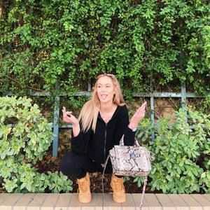 Meet your Posher, Vanessa